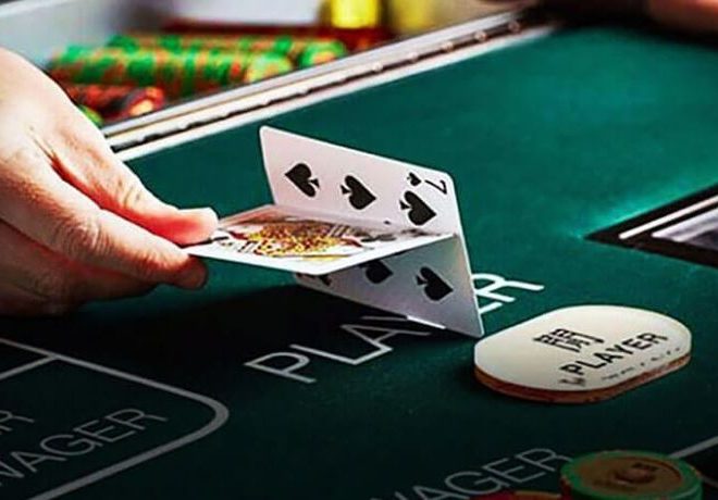 What Do the Banker and Player Bets in Baccarat Mean?